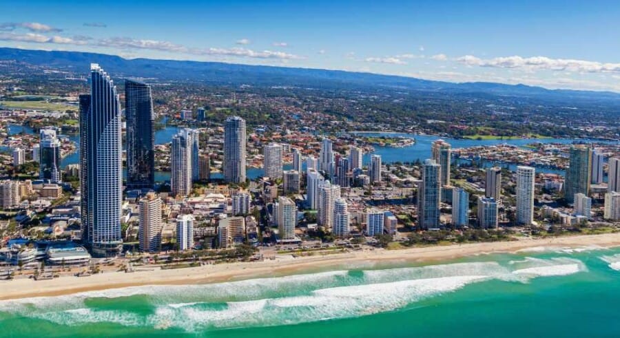 House Sitting in Surfers Paradise